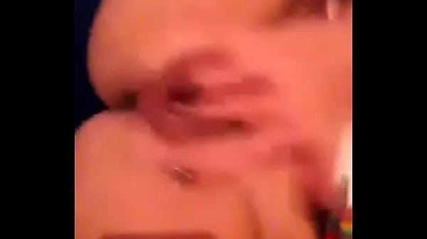 Nonton Masturbandose thumbnail