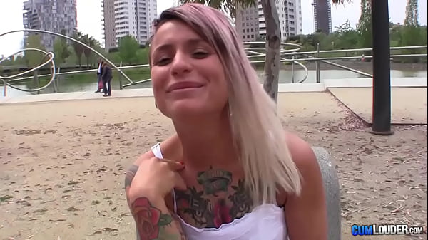 Play MP4 - b&period; Reed adicta al semen - Spanish teen facial cumshot