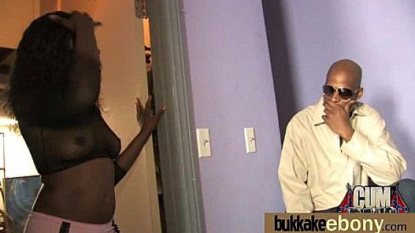 Nonton Gorgeous Ebony Lady Sucks White Dicks And Gangbang Fucking 6 thumbnail