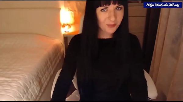 Helga_Muah akaM Lady_Jessy Sexy ChairAss Wigglin Tease 01 182021