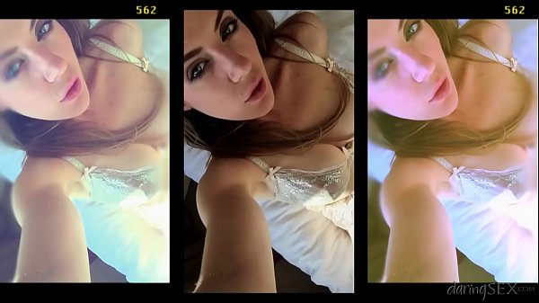 Teen bimbo knows how to handle the magic stick