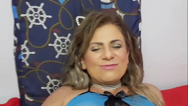 VIvi Guedez no apt do corno