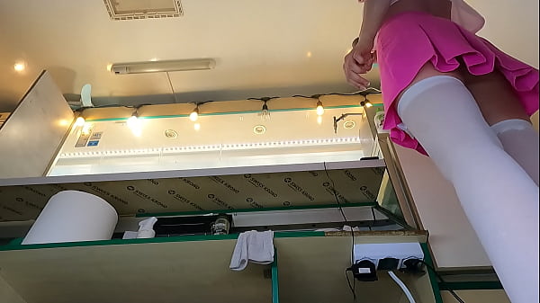 Play MP4 - I couldn't resist myself and I had to kiss her naked ass at work when she's bended on a counter