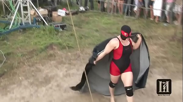 Play MP4 - Irina Derkacheva &lpar;Namazon&rpar;