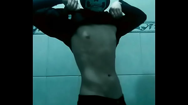 Japoneisinho gay pelado em frente c&acirc;meras 