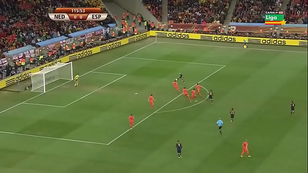 Golazo Del Andres Iniesta,espa&ntilde;a Campeona Del Mundo thumbnail