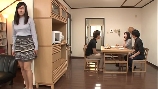 Play MP4 - https&colon;&sol;&sol;bit&period;ly&sol;3nXFlyp　妄想力半端ないむっつり地味っこ巨乳ちゃん 下ネタ話をしているだけで体ビクビク、お股モジモジ、周りに隠れて妄想オナニー！？興奮しまくった彼女は見た目からは想像できない神ボディを僕に見せつけ貪欲にチ&cir;ポを求める淫乱女に大豹変！！【パート2】