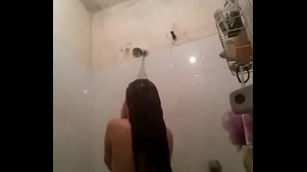 Ba&ntilde;andome para mi amante 
