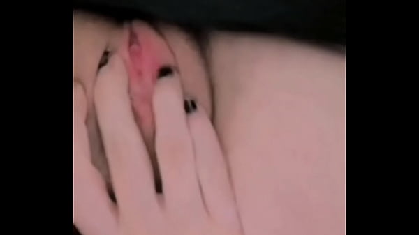 Tocandome sola necesito_una ayudita