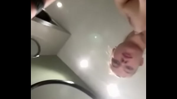 Nonton Hard Fingering Anal thumbnail