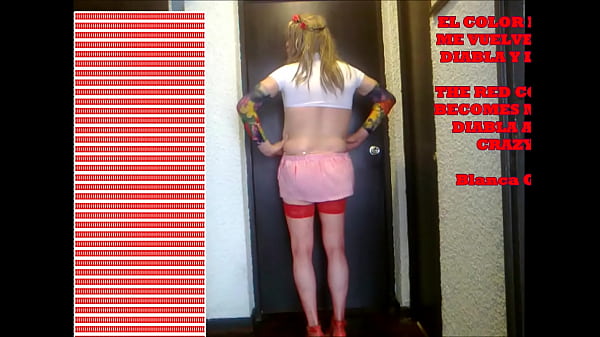 la minifalda y medias rojas me hace cadadia masdiabla_y loco Blanca Gar