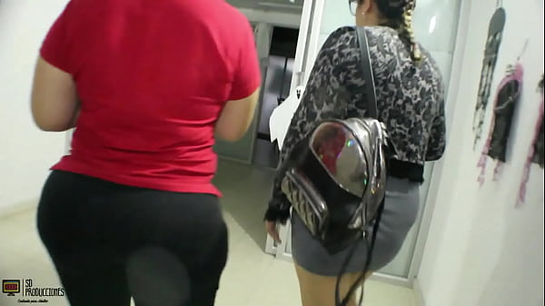 Follando Con La Cachonda De La Inmobiliaria Hl thumbnail