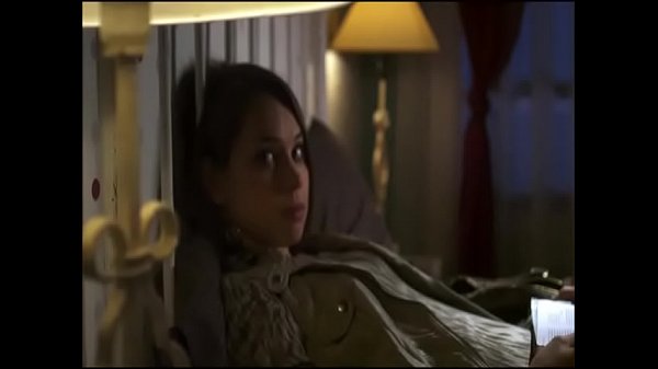 Play MP4 - Hot guys from The Girl's Guide to Depravity