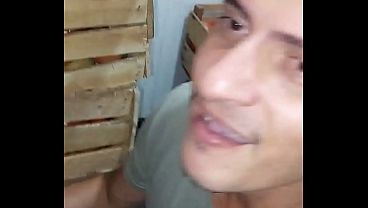 OLHA A BANANA!!! NO SACOLAO ROLOU MUITO LEITE.