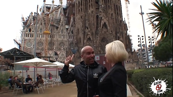 Play MP4 - Aprobando Tetona Rusa