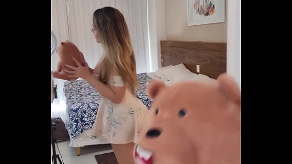 Play MP4 - Vamos a pasear sem calcinha&period;&period;&period; Bolivianamimi&period;fans