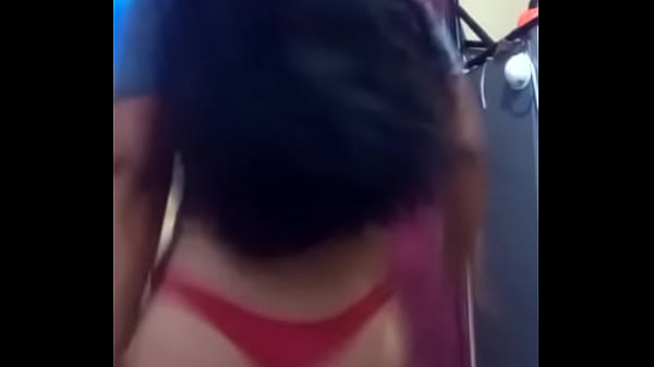 Nonton Encontre Este Video En El Cell De Mi Hermana thumbnail