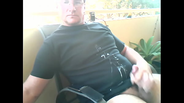 Play MP4 - Blowing my load all over my shirt