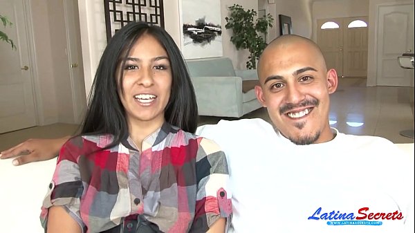 Play MP4 - Sexy latina cindy fucks on cam