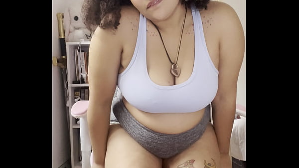 Bbw Farts On Microphone With Thight Shorts Joi thumbnail