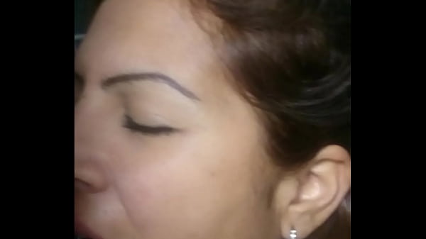 Play MP4 - tragando miados riqu&iacute;sima mamada