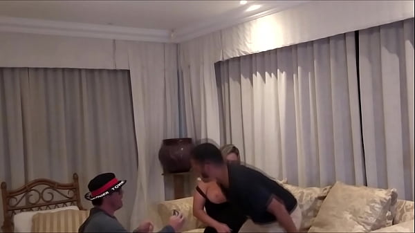 A madame e_o tecnico do ar condionado BASTIDORES - Ines_Ventura - joy cardozo - sulista - pernocas