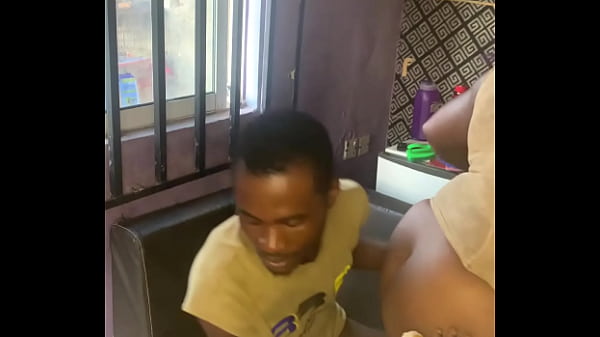 Play MP4 - Home alone on Sundays