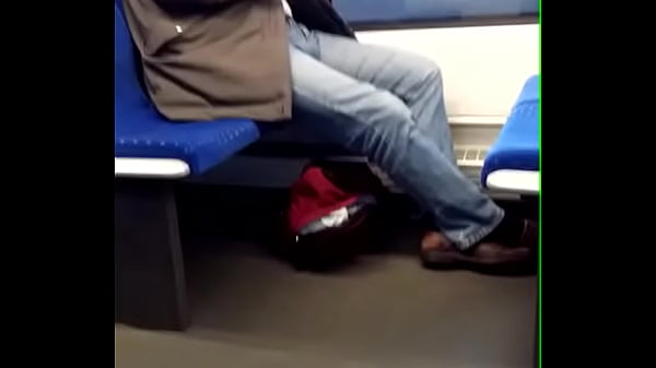 .com 5993599 bulge in train 720p 