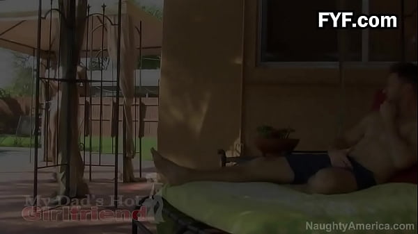 Nonton Levi's Gives Me A Wonderful Day thumbnail