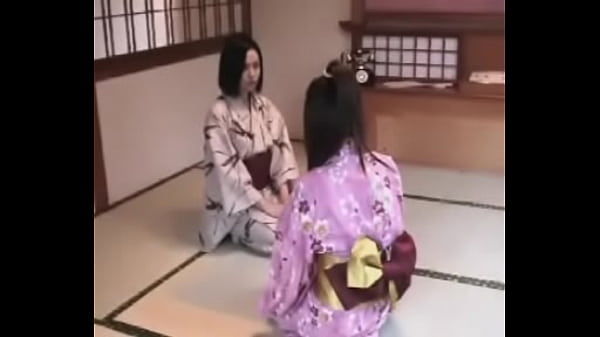 002Yukata_Girl Spanked