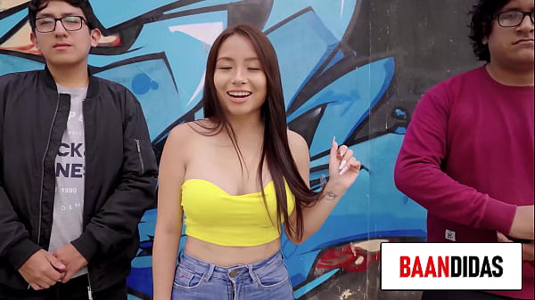 Play MP4 - quien tiene el pene mas peque&ntilde;o el nuevo concurso de thaina fields