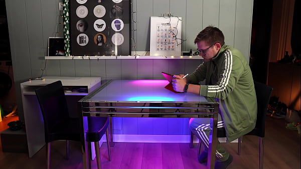 Nonton Tutoring Session Turns Into A Hard Fuck On The Table thumbnail