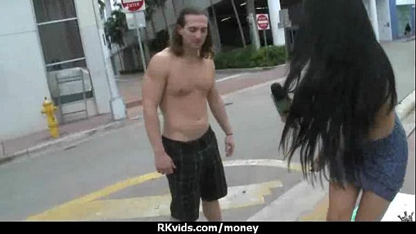 Sexy natural chick tradescash for some rough sex15