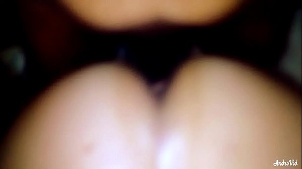 Disfrutando las nalgotas de mi_puta