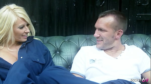 Big Tits Cougar Seduce Guy To Sex At Work thumbnail