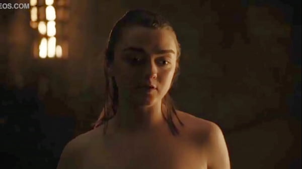 Maisie Williams Arya Stark_Hot Scene Game_Of Thrones
