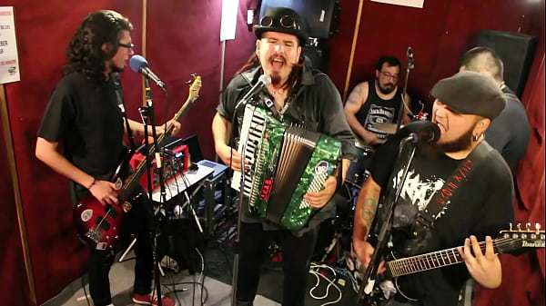 JUGLARES DEKUNETA_- TODXS_CONTRA ELLOS en_VIVO letra en descripción