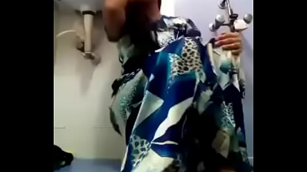 Nonton Young Indian Girl Pressing Her Breast And Record In Web Cam thumbnail