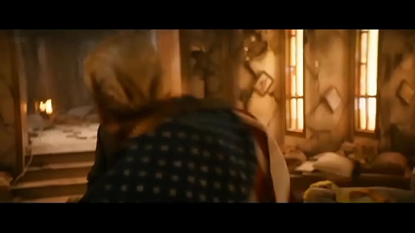 3 novin socando no gostosa do capit&atilde;o p&aacute;tria