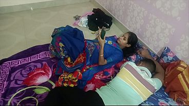 Nonton Horny Desi Bhabhi Gets Her Tight Wet Pussy Pounded Hard By Her Young Devar thumbnail