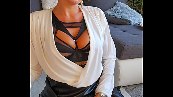 Monte le son &eacute;coute ce que jai &agrave; te dire fait ta demande en dans mes 