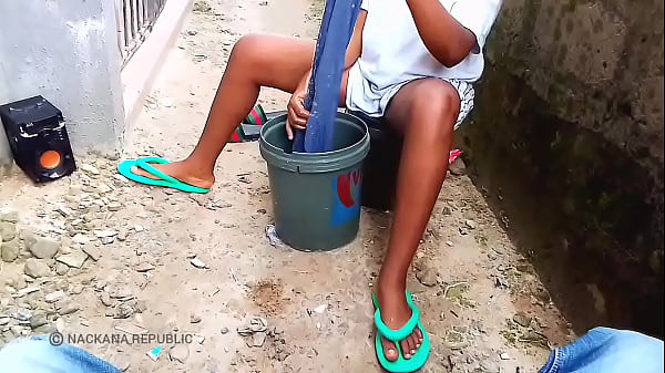 Play MP4 - Maskgodez prove to Nackana Republic that she is a wife material apart from Sex