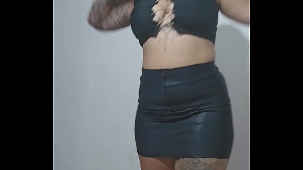 Nonton Batendo Siririca Na Quina Da Mesa Dando Tapinha Nos Peitos thumbnail