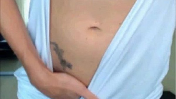 Nonton Mature Masturbates On Cam - Camhq.com thumbnail