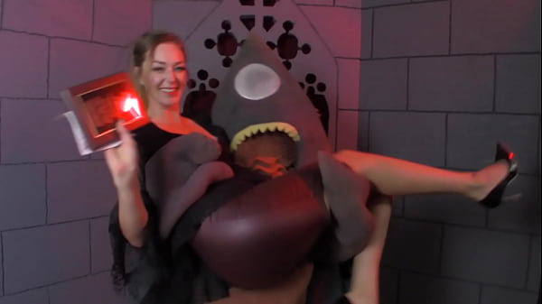 La vore girl wins award