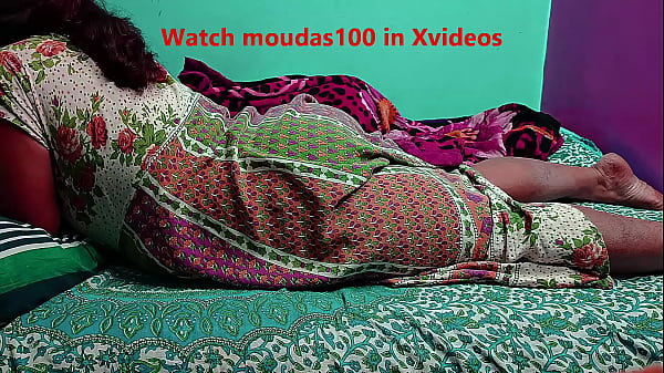 Housewife getting ass pressed by lover alone wife daring bhabi