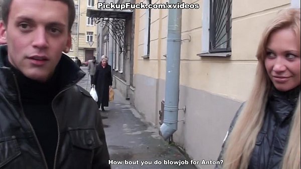 Play MP4 - Blonde sucks in the porch