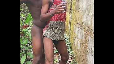 Hard Fuck From My Boyfriend Inside The Bush thumbnail