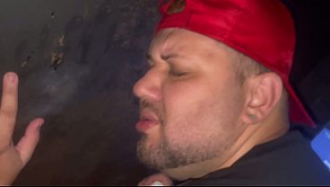 Gordinho Arrombado Pelo Neg&atilde;o De Rua Muito Dotado. thumbnail