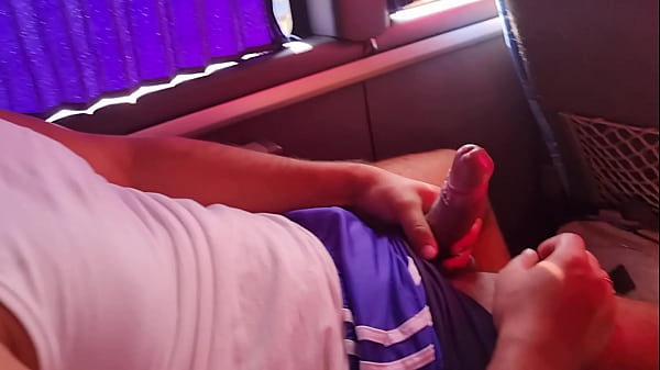 Play MP4 - Em viagem n&atilde;o contive meu tes&atilde;o